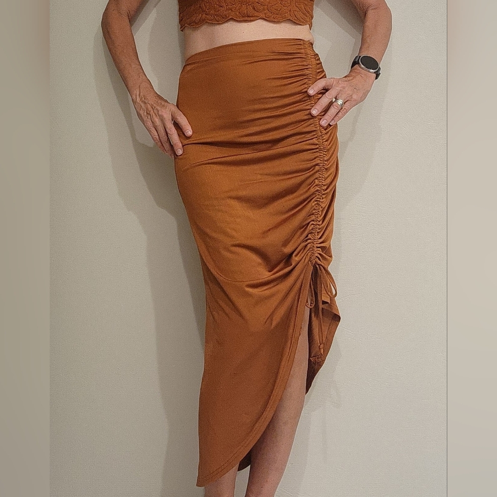 Elegant Ruched Brown Skirt